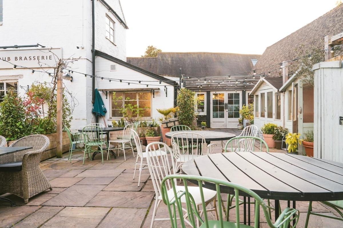 The Prestbury Annexe Lägenhet Cheltenham Exteriör bild
